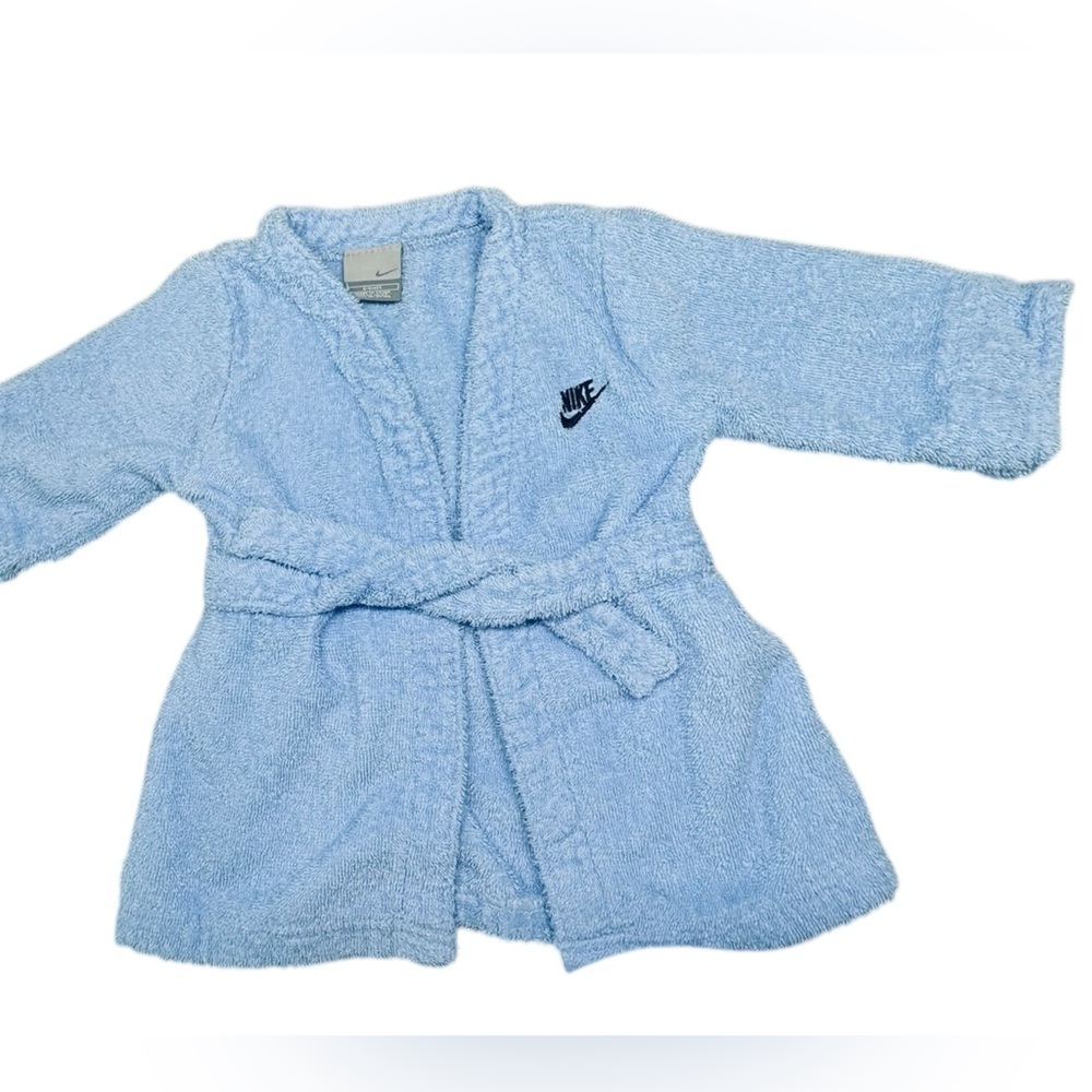 Nike Baby Blue Terry Robe (Size 0–9 Months, Y2K Style) 
100% cotton